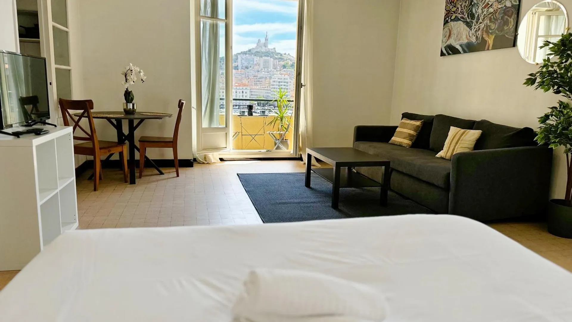 Vue Incroyable & Confort Au Vieux Port 4 Personnes Marseille France